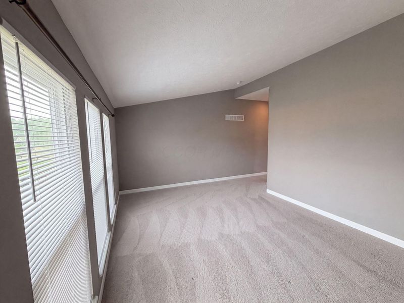 10060 New California Drive , Plain City, OH 43064 Photo 8