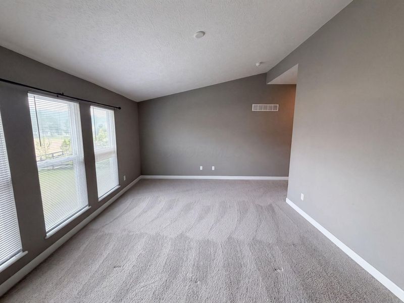 10060 New California Drive , Plain City, OH 43064 Photo 9