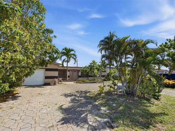 7905 Biltmore Blvd , Miramar, FL 33023