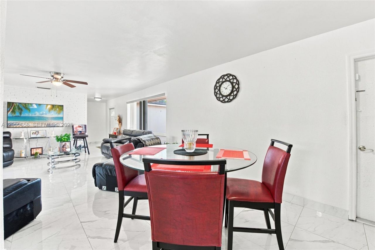 7905 Biltmore Blvd , Miramar, FL 33023 Photo