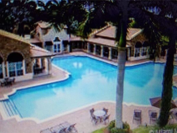 3415 NE 9th Dr, Unit 202, Homestead, FL 33033