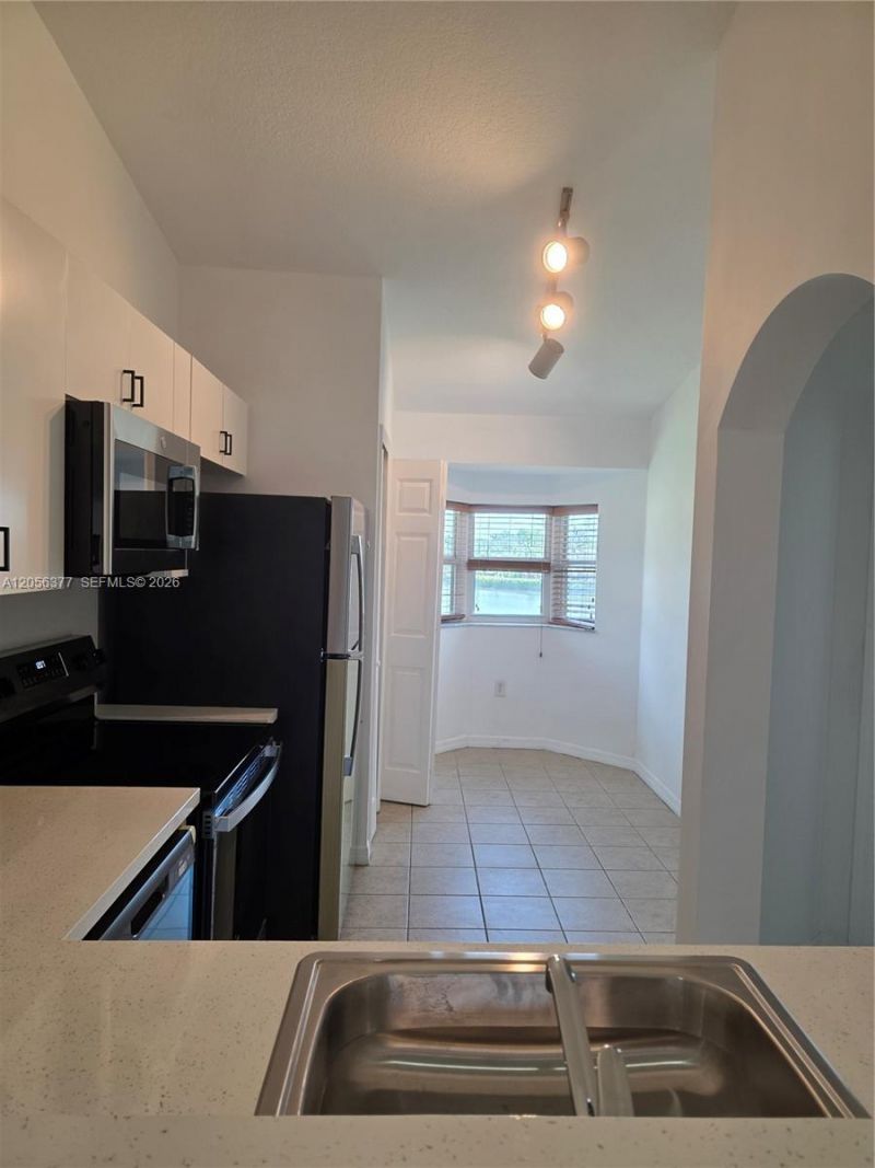 3415 NE 9th Dr, Unit 202, Homestead, FL 33033 Photo