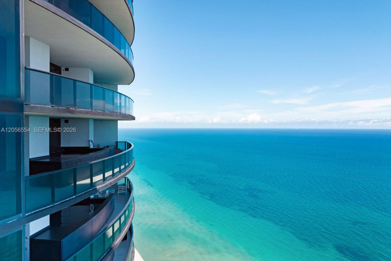 18555 Collins Ave , Unit 5201, Sunny Isles Beach, FL 33160 Photo