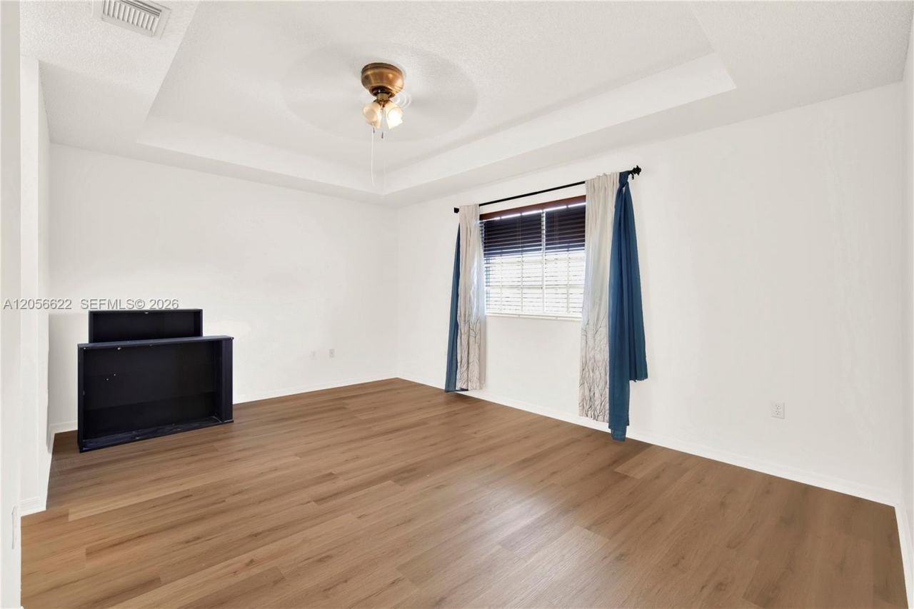16301 SW 100th Ter, Unit ., Miami, FL 33196 Photo