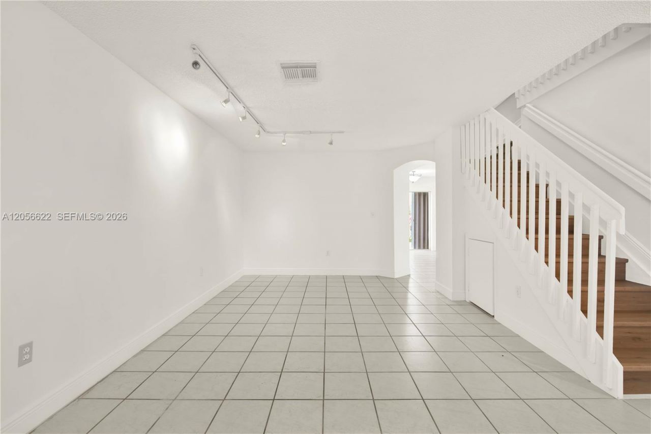 16301 SW 100th Ter, Unit ., Miami, FL 33196 Photo