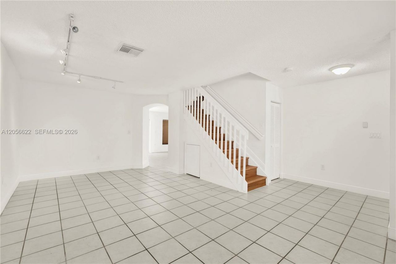 16301 SW 100th Ter, Unit ., Miami, FL 33196 Photo