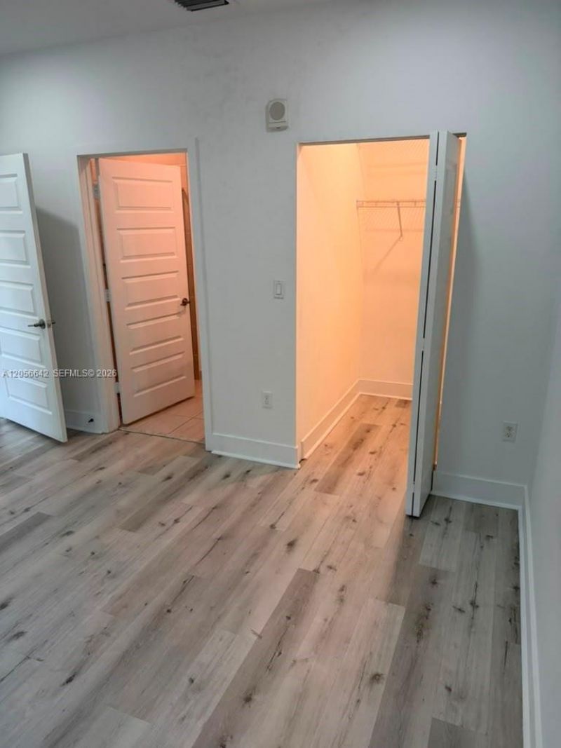 7865 NW 104th Ave, Unit 1, Doral, FL 33178 Photo