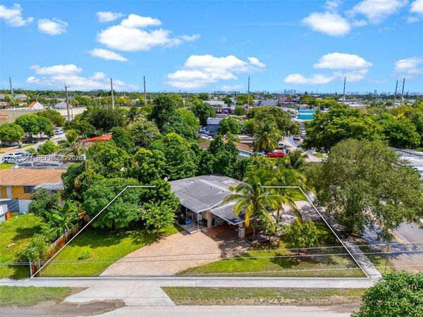 6045 Dawson St , Hollywood, FL 33023