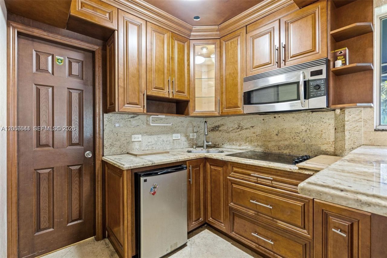 6045 Dawson St , Hollywood, FL 33023 Photo