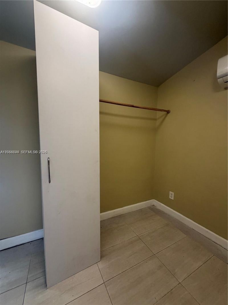 6045 Dawson St , Hollywood, FL 33023 Photo