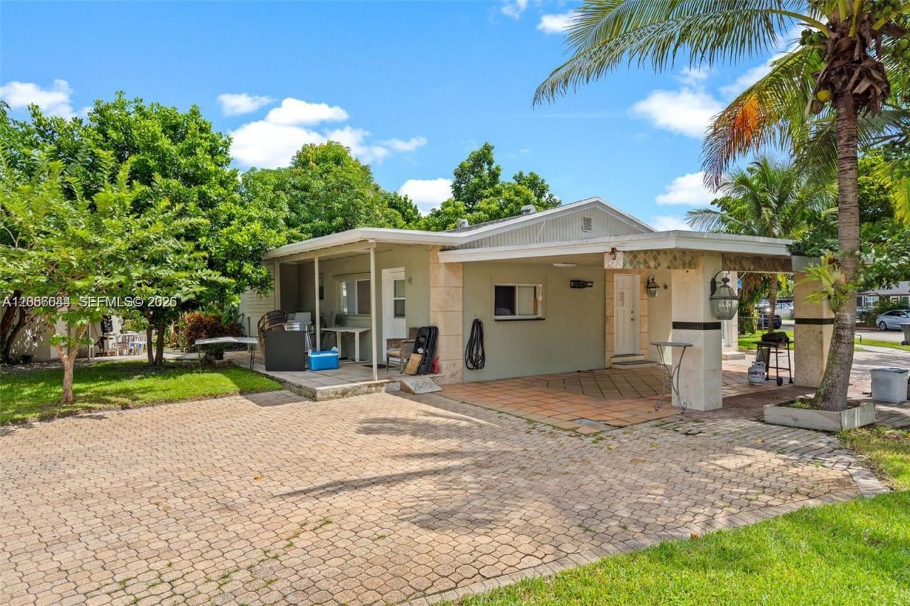 6045 Dawson St , Hollywood, FL 33023 Photo