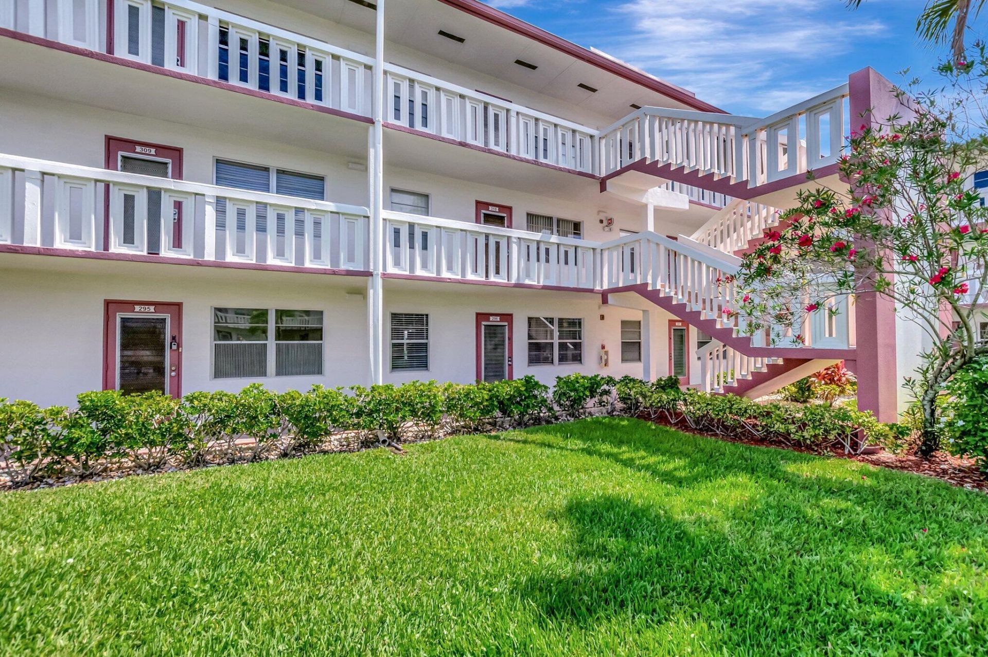 296 Fanshaw H, Boca Raton, FL 33434 Photo