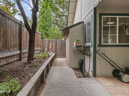 1165 W Winnie Lane, Carson City, NV 89703 Photo