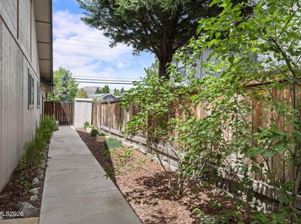 1165 W Winnie Lane, Carson City, NV 89703 Photo