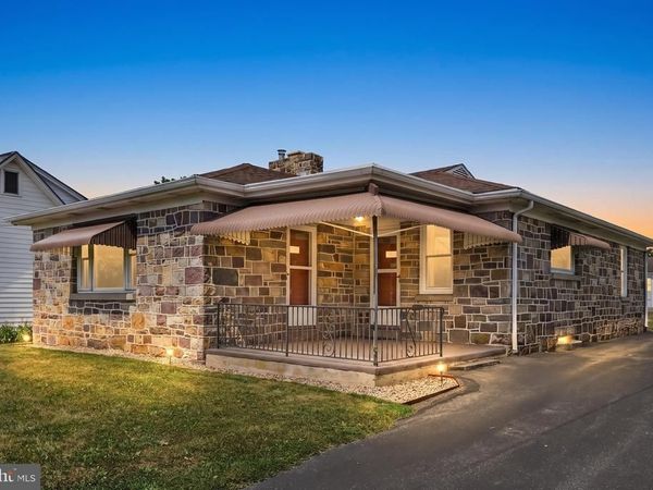 223 SWEET ARROW LAKE ROAD , PINE GROVE, PA 17963