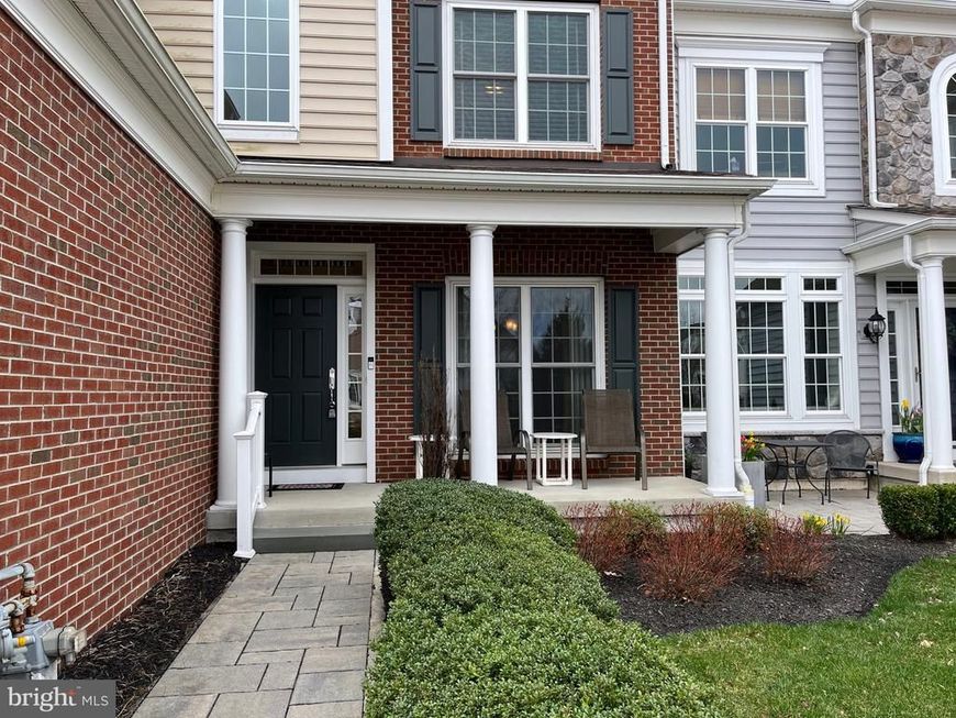 327 S Caldwell Circle, Downingtown, PA 19335 Main Photo