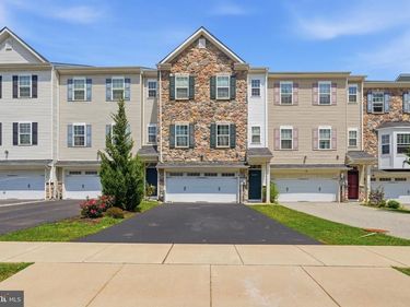 141 GRAYSTONE DRIVE , FEASTERVILLE TREVOSE, PA 19053