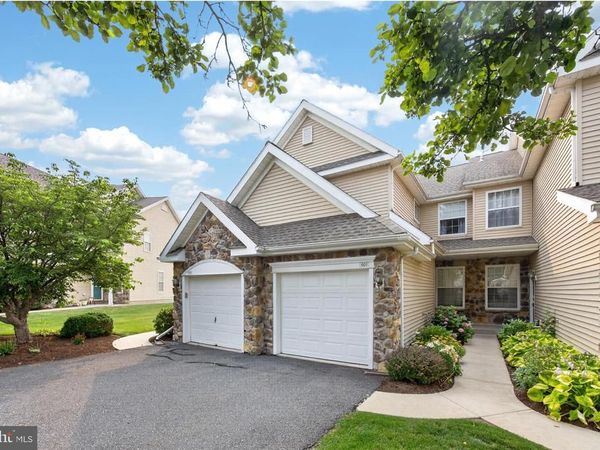 601 COUNTRY LANE, MORGANTOWN, PA 19543