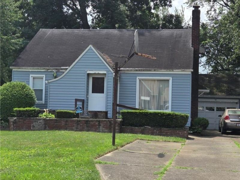 239 Gladstone Street, Campbell, OH 44405 Photo 2
