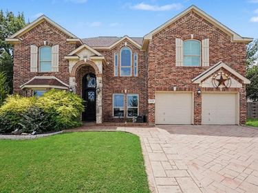 5520 Champlain Drive, Fort Worth, TX 76137
