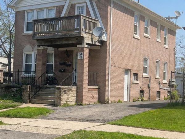 156 Mark Avenue, Pontiac, Mi 48341
