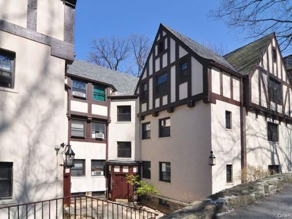 64 Kensington Road , Unit 2D, Bronxville, NY 10708
