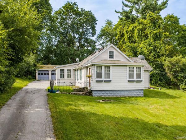 124 Bower Road , Poughkeepsie, NY 12603