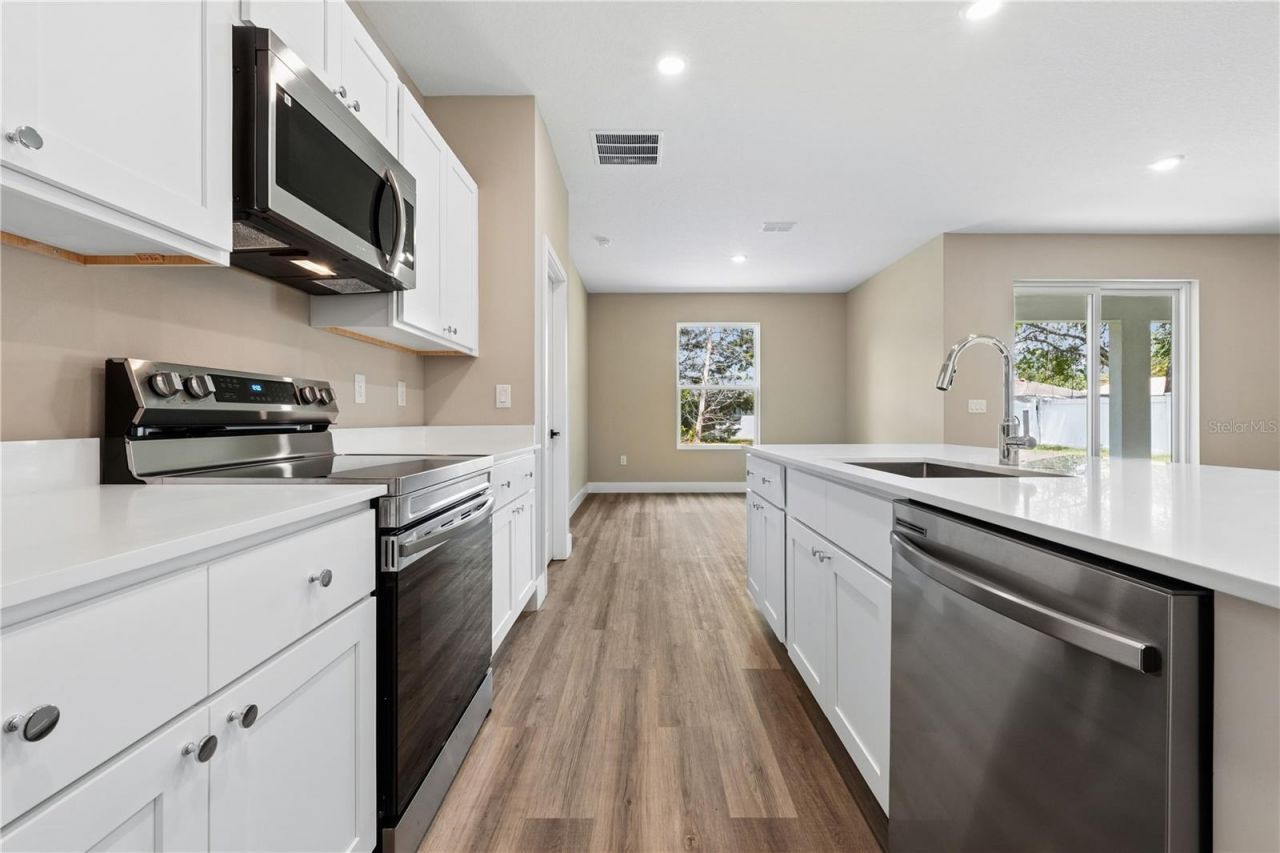 8 Renfro Lane , Palm Coast, FL 32164 Photo