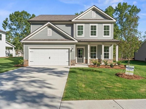 546 Lillian Way , Statham, GA 30666