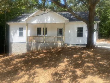 220  Christopher Dr Drive, Cadiz, KY 42211