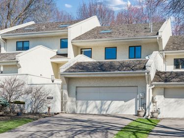 11620 Vista Drive, Hopkins, MN 55343