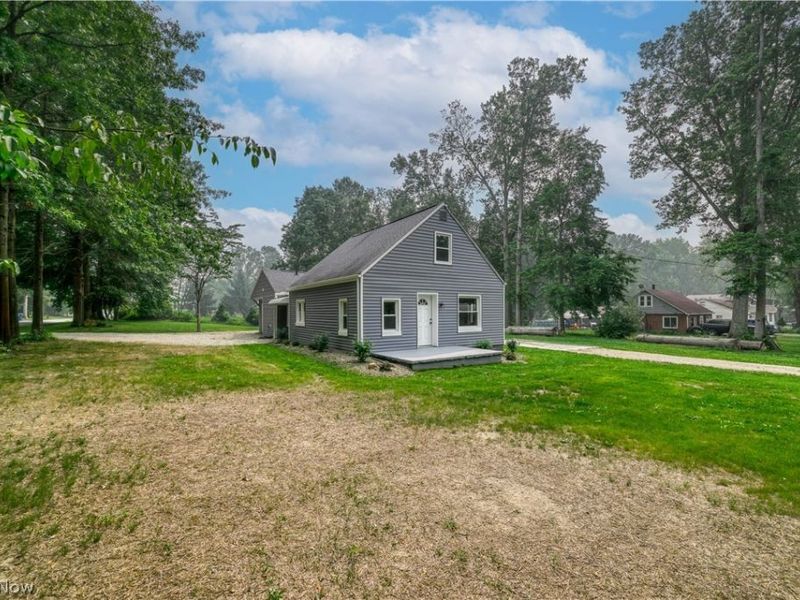 2190 Lake Road, Akron, OH 44312 Photo 1