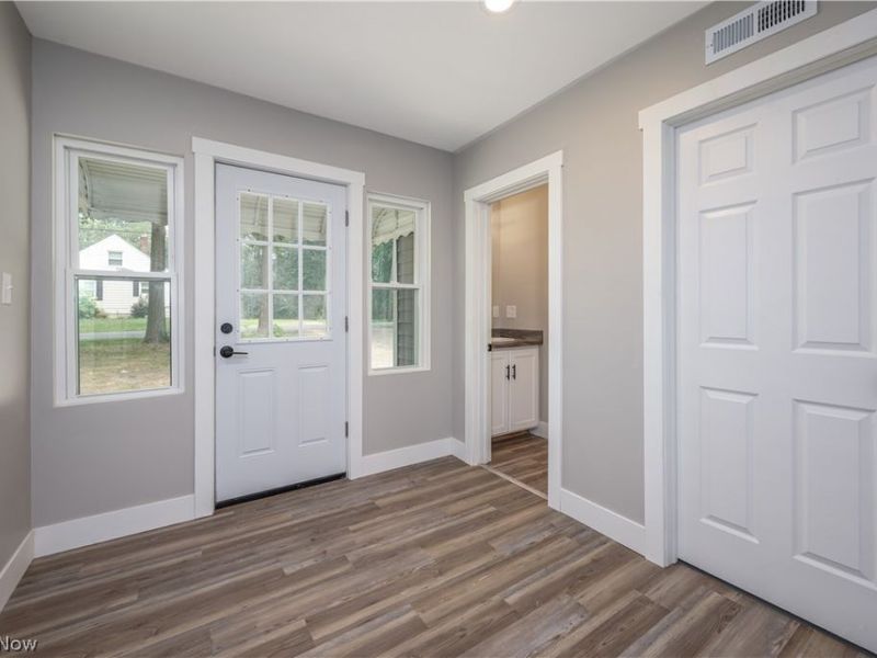 2190 Lake Road, Akron, OH 44312 Photo 18