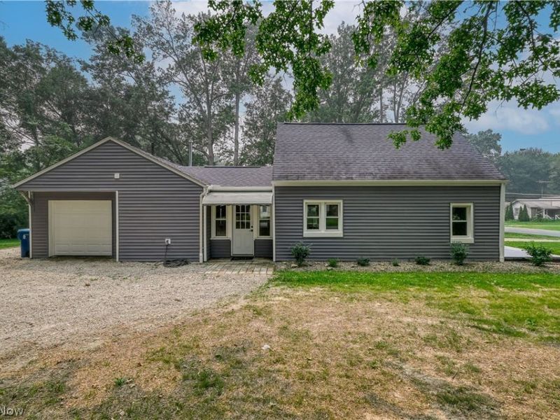 2190 Lake Road, Akron, OH 44312 Photo 4