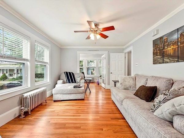 41 Glenwood Rd, Unit 1, Somerville, MA 02143