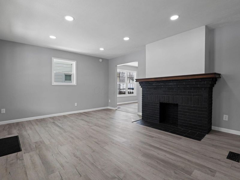 224 N Oakley Avenue, Columbus, OH 43204 Photo 8
