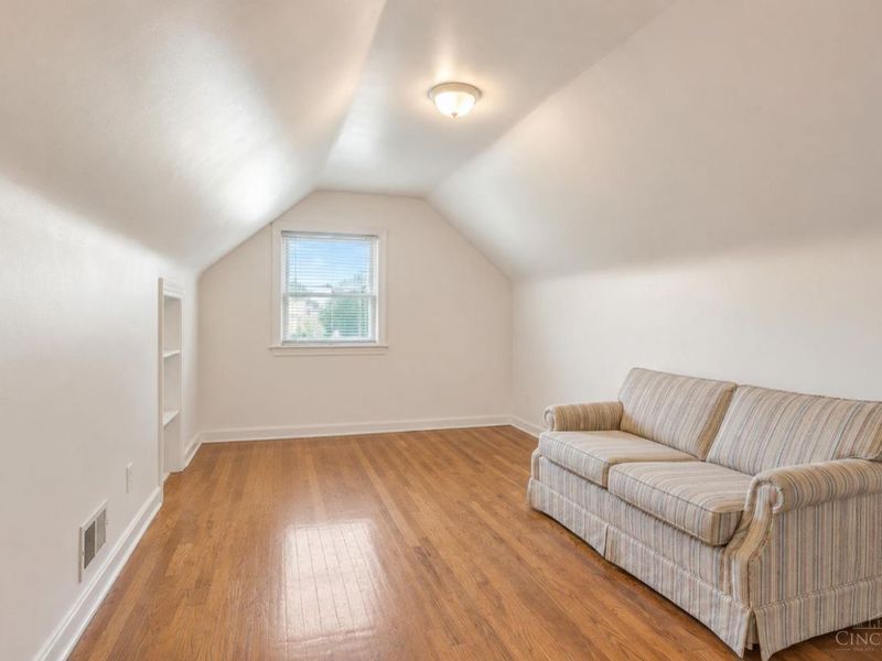 8294 Daly Road, Springfield Township, OH 45231 Photo 15