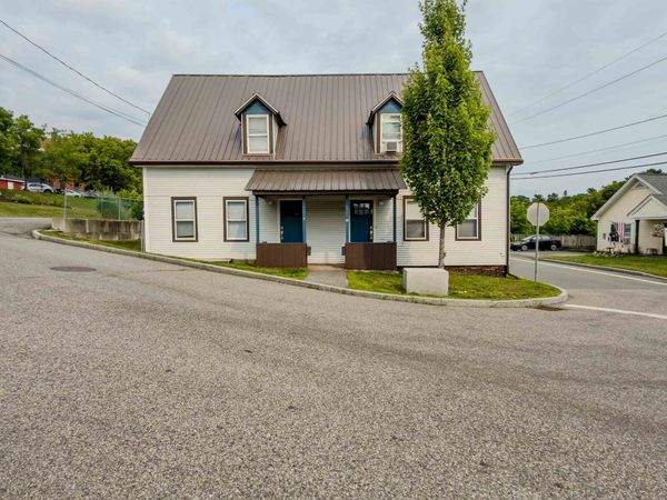 31-33 Saranac Street, Unit 31, Littleton, NH 03561