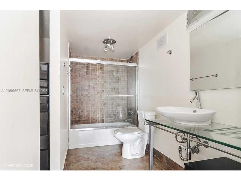 600 NE 36 St , Unit 1817, Miami, FL 33137 Photo