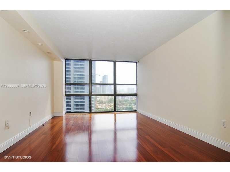 600 NE 36 St , Unit 1817, Miami, FL 33137 Photo