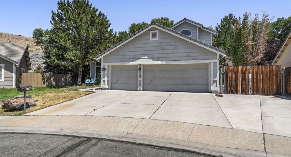 5296 Santa Barbara Avenue, Sparks, NV 89436 Photo