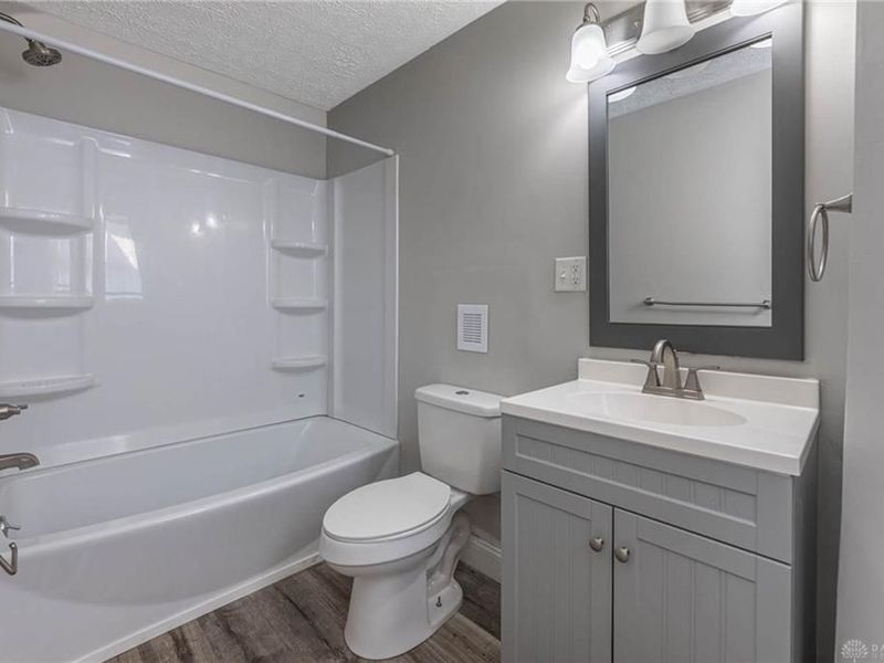 539 S Monroe Street, Xenia, OH 45385 Photo 10