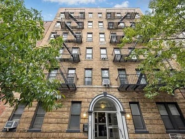 221 E 76 Street, Unit 4F, New York (Manhattan), NY 10021