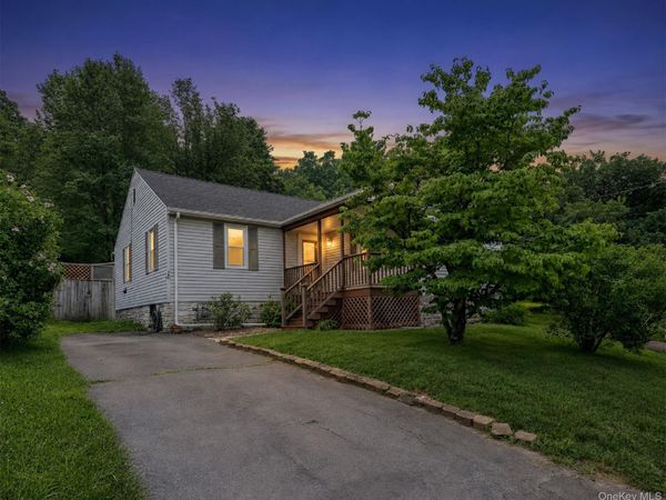 22 Petit Avenue, Kingston, NY 12401