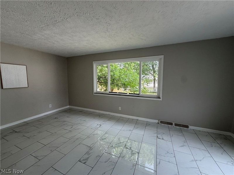 21419 Libby Road , Maple Heights, OH 44137 Photo 10