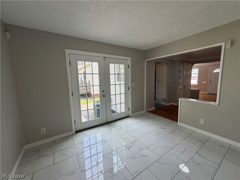 21419 Libby Road , Maple Heights, OH 44137 Photo 12
