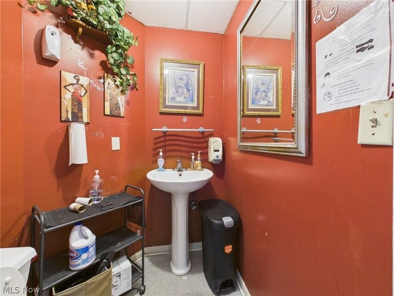 2529 Cleveland Avenue NW, Canton, OH 44709 Photo 17