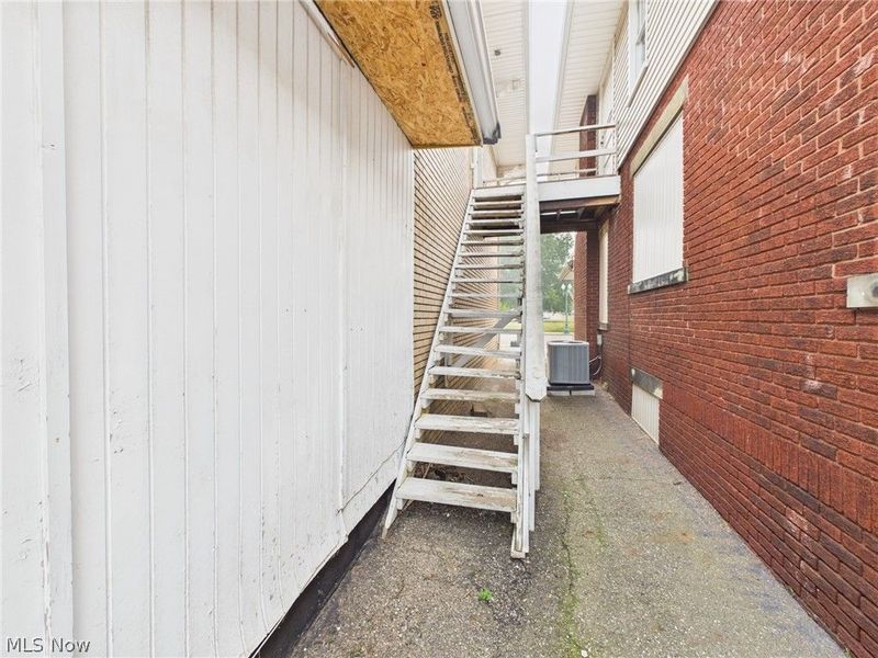 2529 Cleveland Avenue NW, Canton, OH 44709 Photo 4