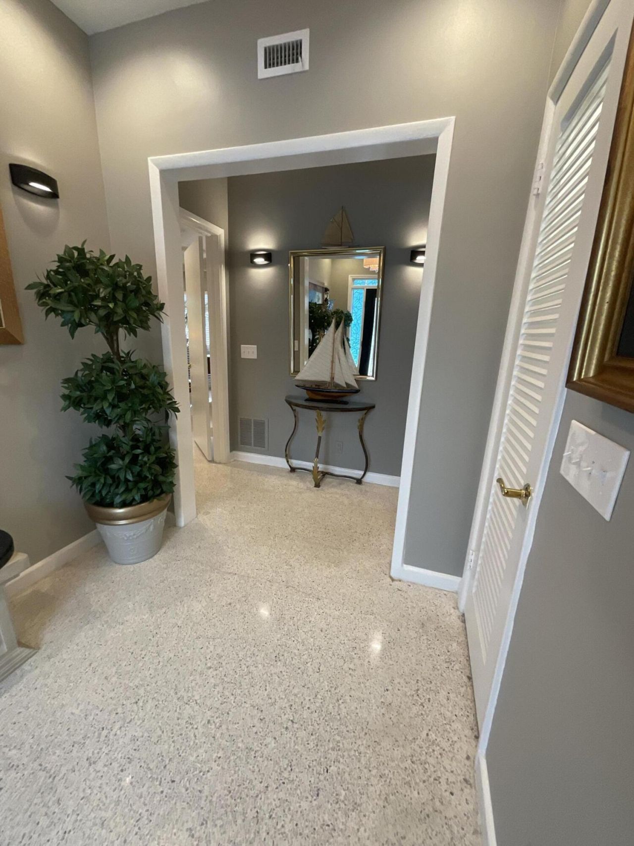 1061 Bimini Lane, West Palm Beach, FL 33404 Photo