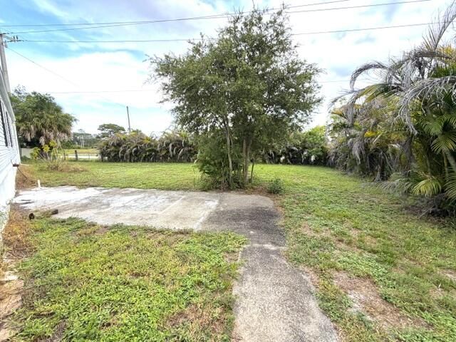 8423 SE Sandy Lane, Hobe Sound, FL 33455 Photo